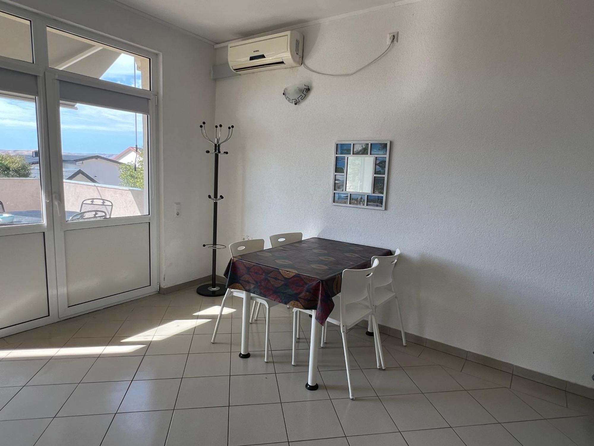 Apartment Vrata Velebita Karlobag Oda fotoğraf